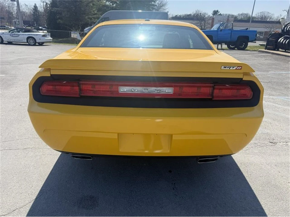2012 Dodge Challenger 3rd Gen - Image 6 of 28