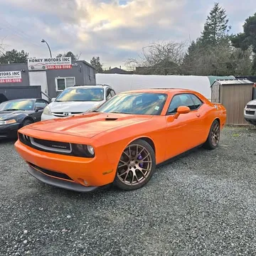 2012 Dodge Challenger SXT Plus