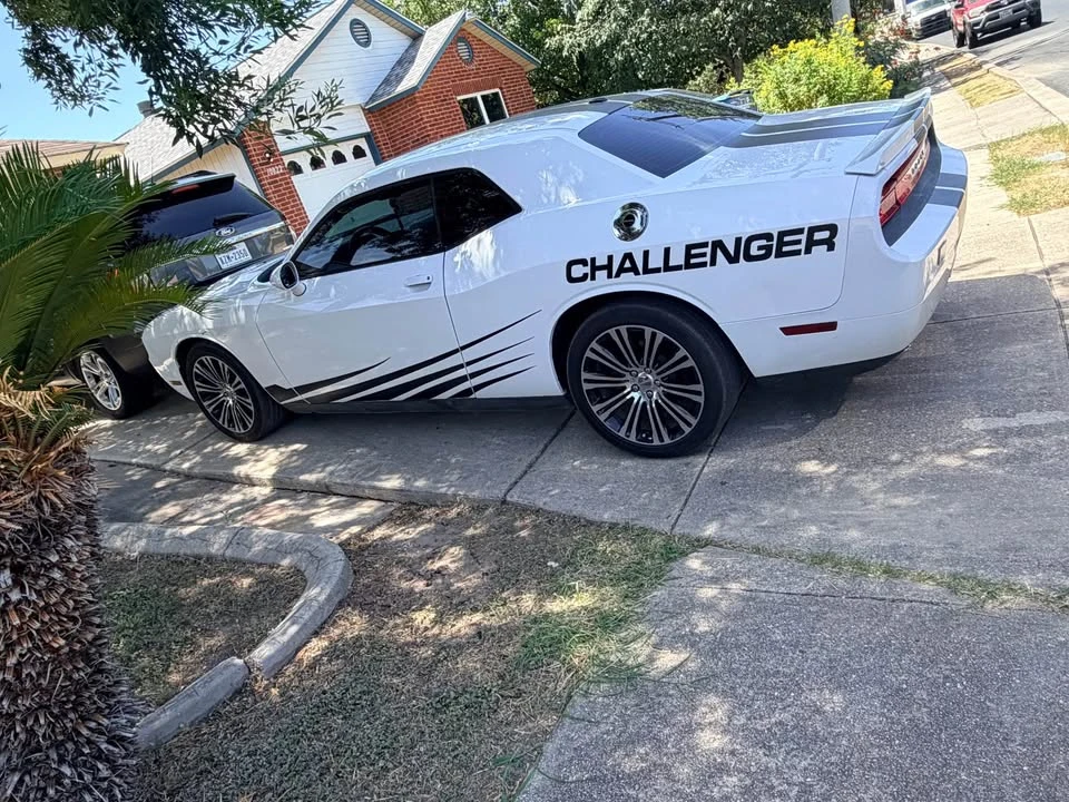 2012 Dodge Challenger 3rd Gen - Image 3 of 9