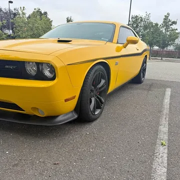 2012 Dodge Challenger 392 Hemi Scat Pack Shaker