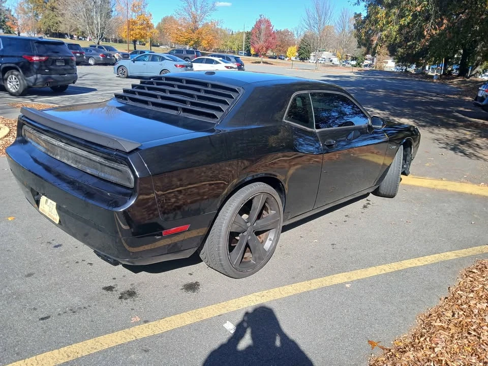 2012 Dodge Challenger SRT8 & 392 3rd Gen - Image 3 of 12