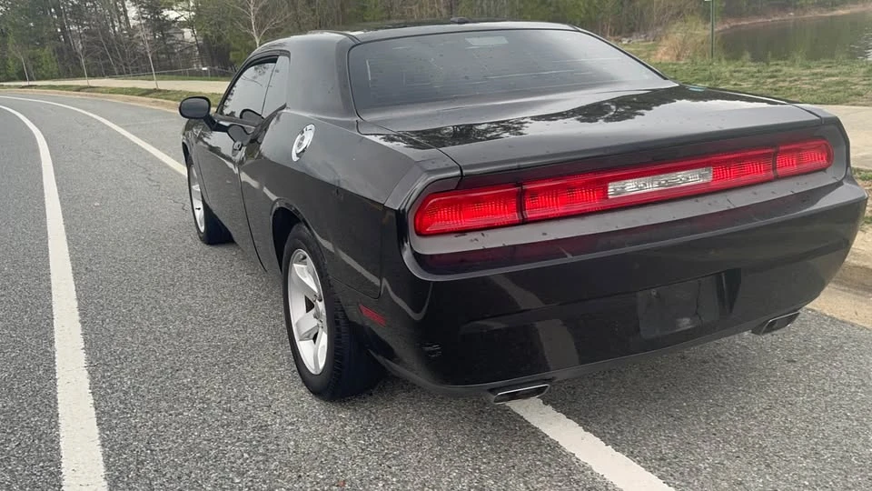 2012 Dodge Challenger 3rd Gen - Image 7 of 12