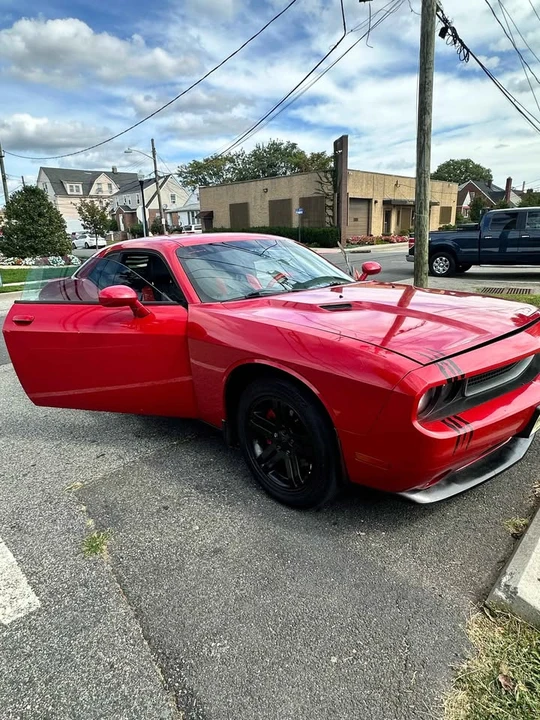 2012 Dodge Challenger 3rd Gen - Image 5 of 6