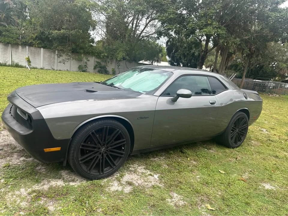 2012 Dodge Challenger 3rd Gen - Image 2 of 8
