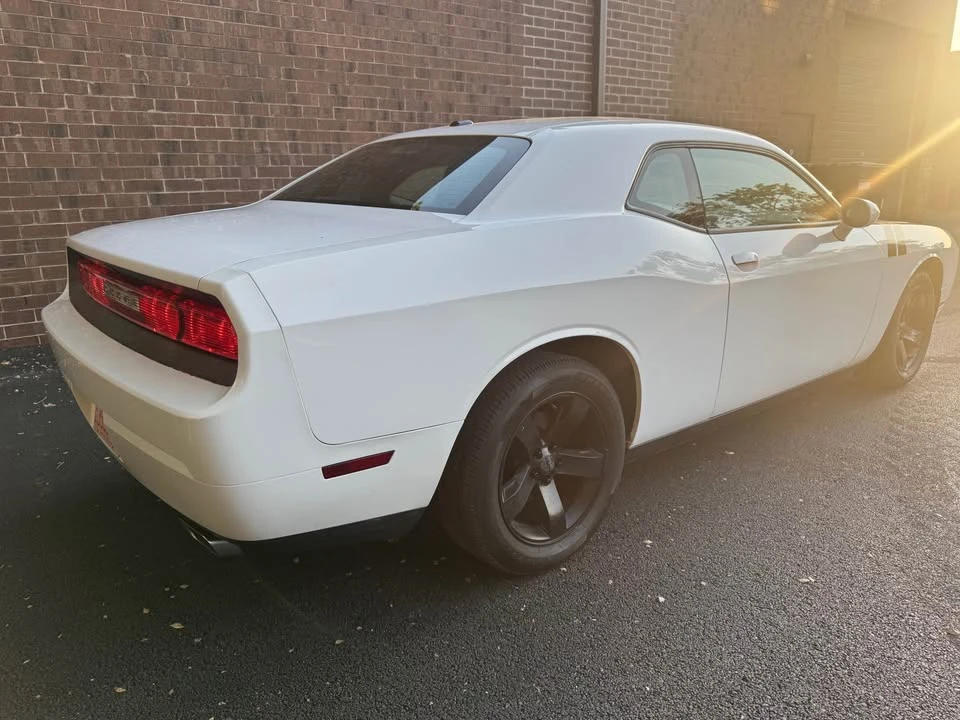 2012 Dodge Challenger 3rd Gen - Image 6 of 20