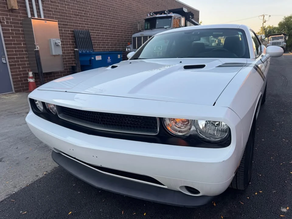 2012 Dodge Challenger 3rd Gen - Image 4 of 20