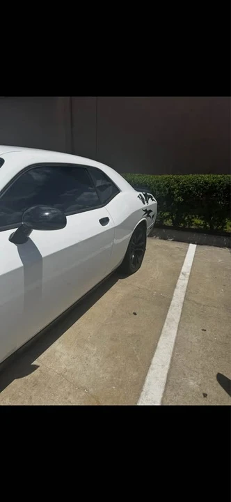 2012 Dodge Challenger 3rd Gen - Image 5 of 10