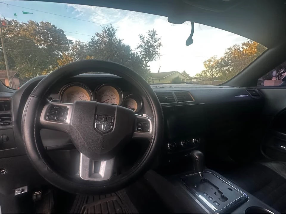 2012 Dodge Challenger 3rd Gen - Image 9 of 10
