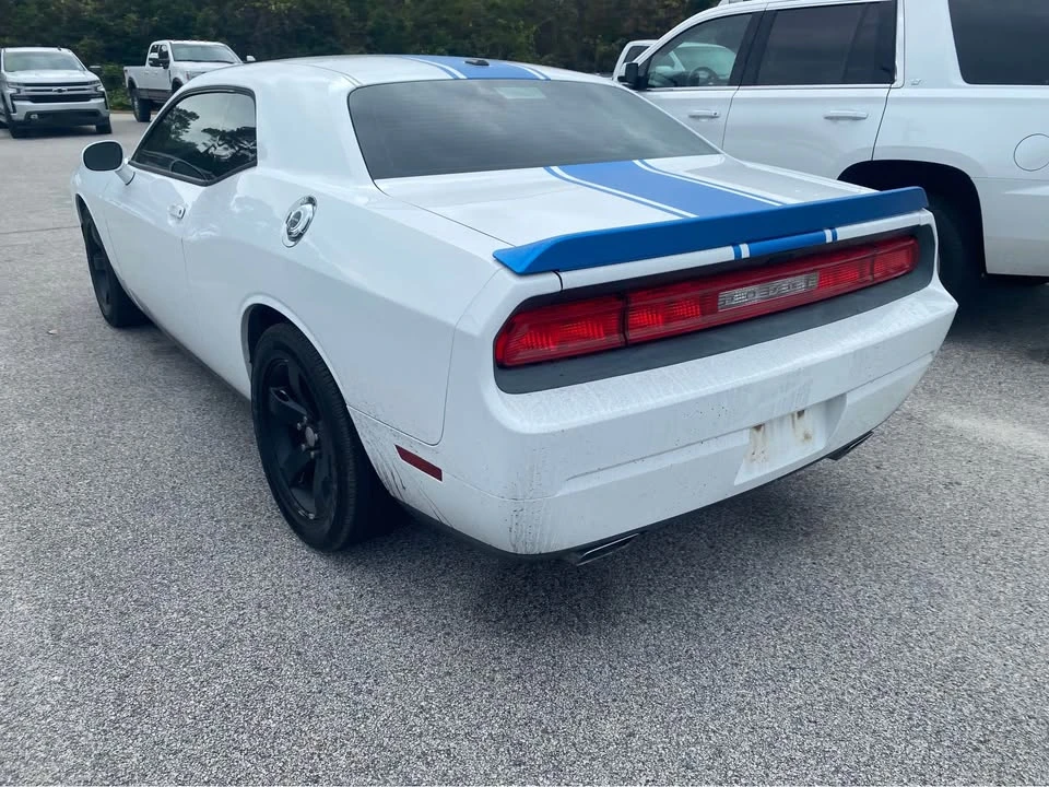 2012 Dodge Challenger - Image 5 of 7