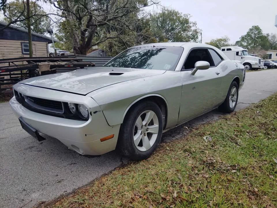 2012 Dodge Challenger - Image 4 of 15