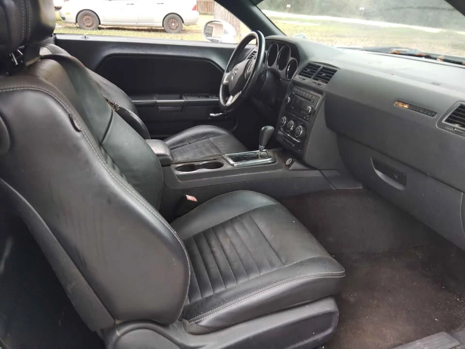 2012 Dodge Challenger - Image 9 of 15