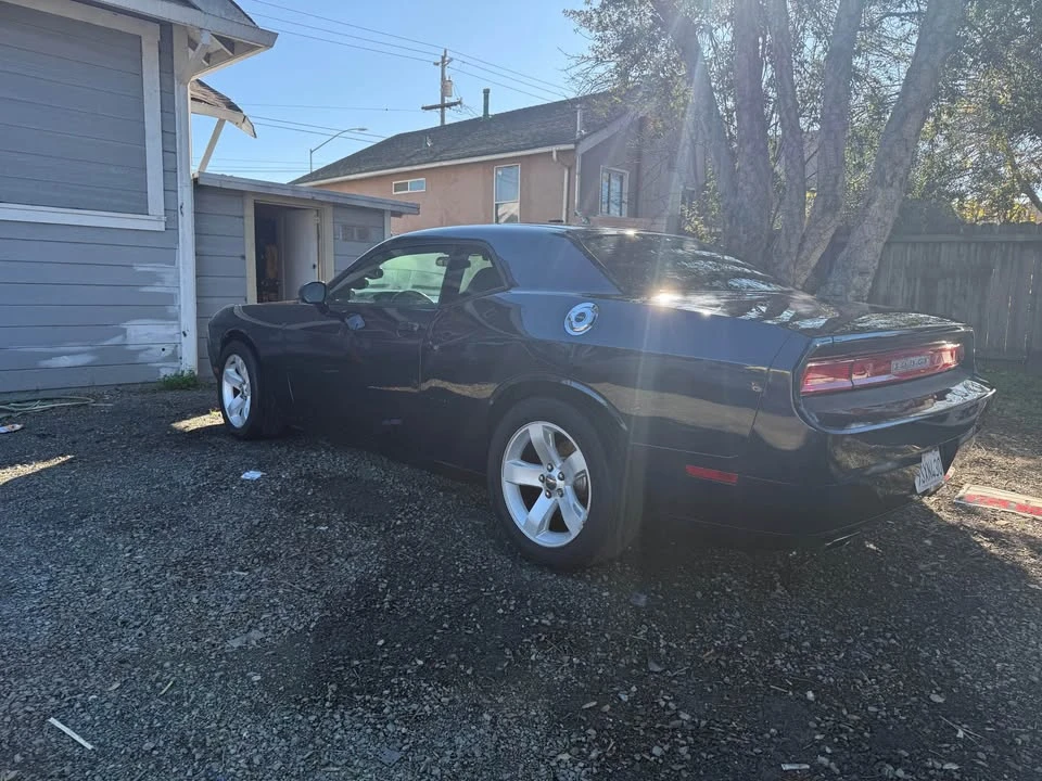 2012 Dodge Challenger 3rd Gen - Image 2 of 8