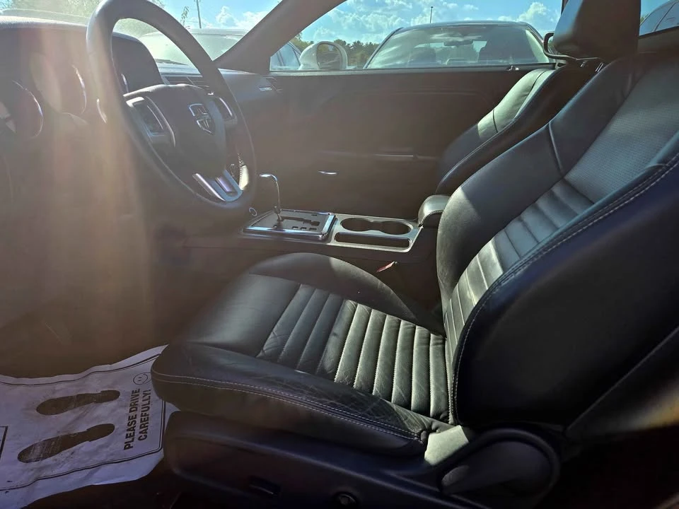 2012 Dodge Challenger 3rd Gen - Image 9 of 10
