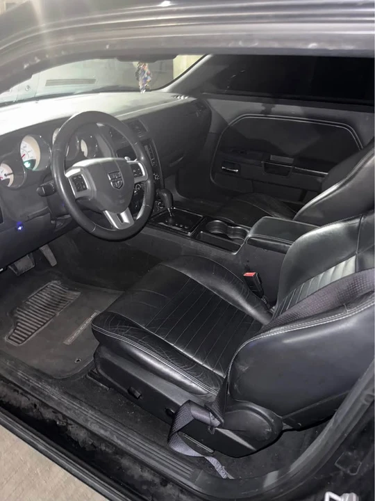 2012 Dodge Challenger 3rd Gen - Image 4 of 9