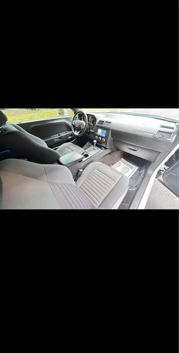 2012 Dodge Challenger 3rd Gen - Image 8 of 15
