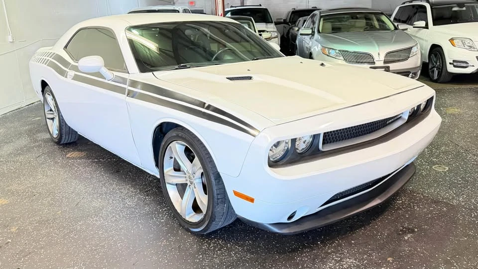 2012 Dodge Challenger 3rd Gen - Image 2 of 15