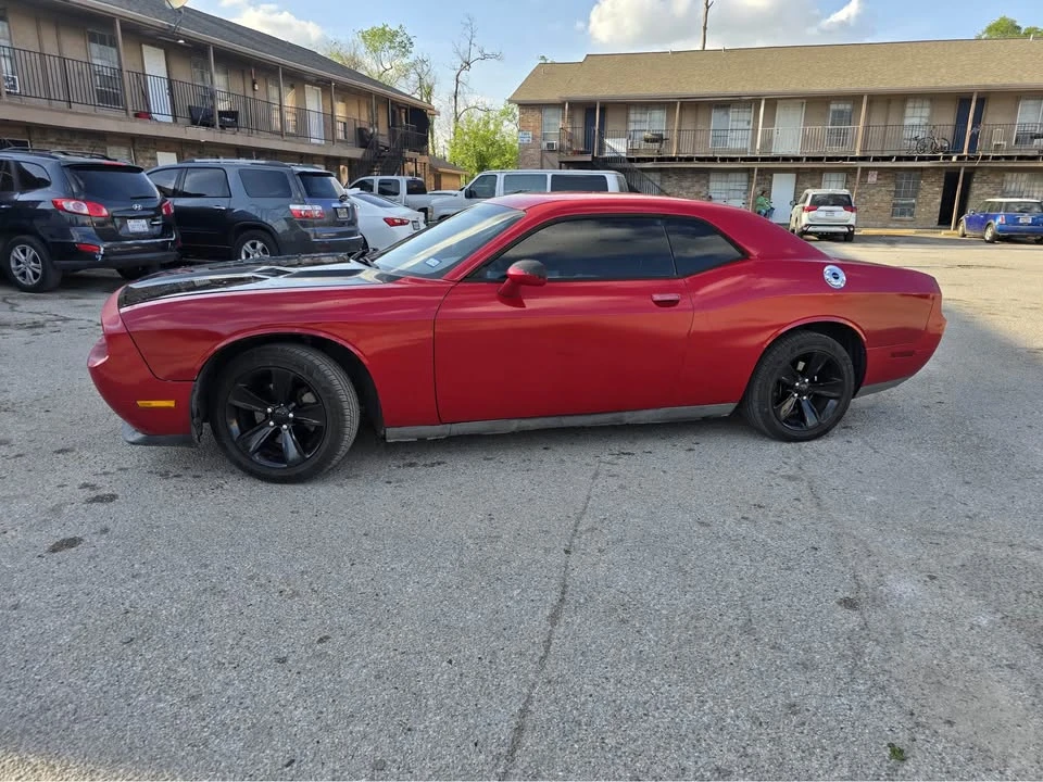 2012 Dodge Challenger 3rd Gen - Image 2 of 10