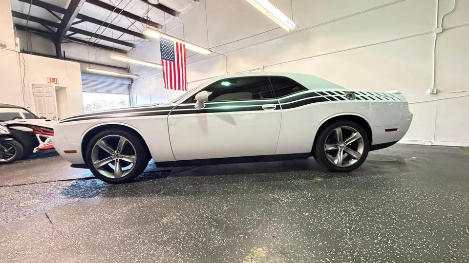 2012 Dodge Challenger 3rd Gen - Image 6 of 15