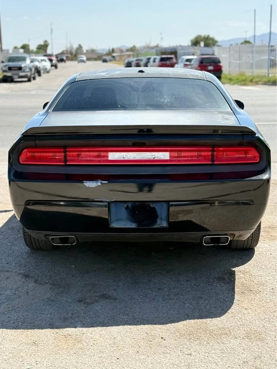 2012 Dodge Challenger 3rd Gen - Image 4 of 7