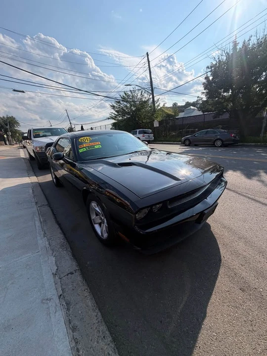 2012 Dodge Challenger 3rd Gen - Image 4 of 15