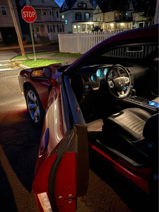 2012 Dodge Challenger 3rd Gen - Image 3 of 12