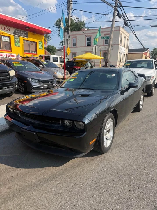 2012 Dodge Challenger 3rd Gen - Image 2 of 15