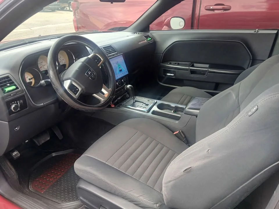 2012 Dodge Challenger 3rd Gen - Image 5 of 8