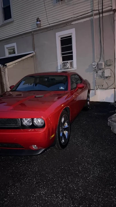 2012 Dodge Challenger 3rd Gen - Image 11 of 12