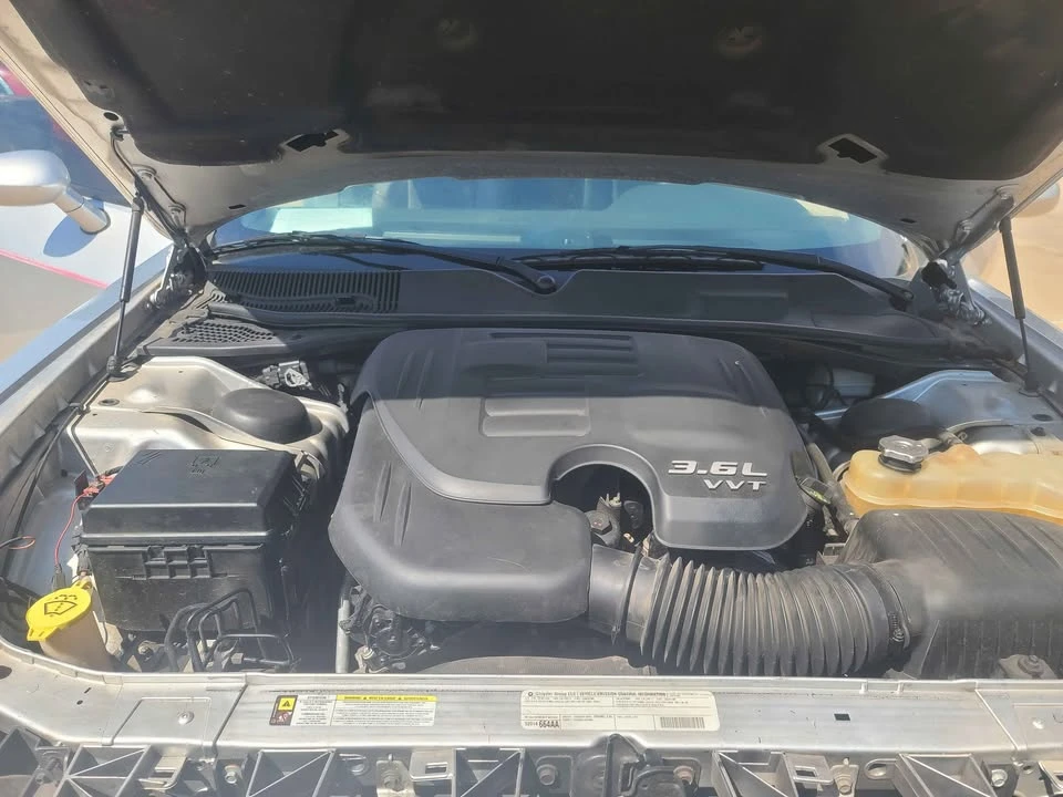 2012 Dodge Challenger 3rd Gen - Image 11 of 20