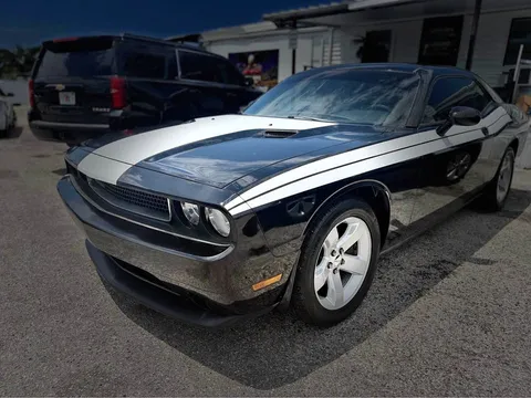 2012 Dodge Challenger Coupe 2D