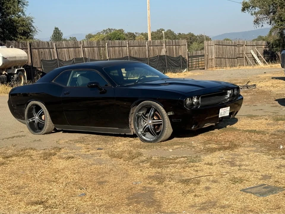 2012 Dodge Challenger 3rd Gen - Image 2 of 2
