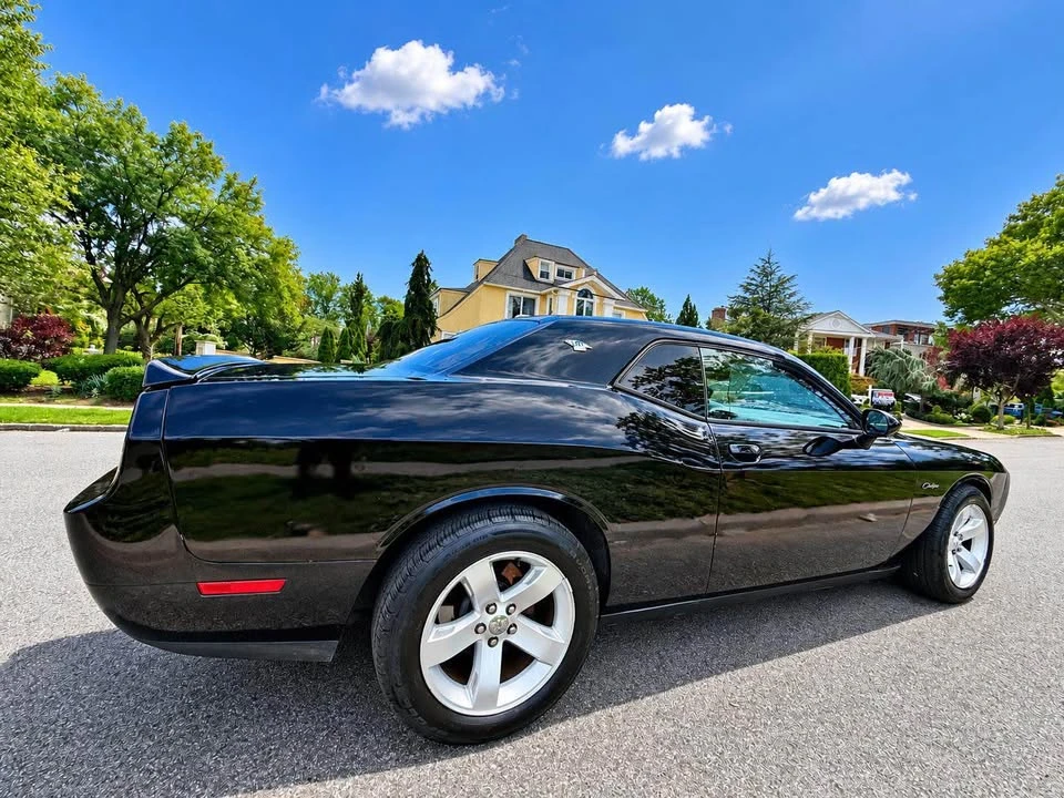 2012 Dodge Challenger 3rd Gen - Image 5 of 20