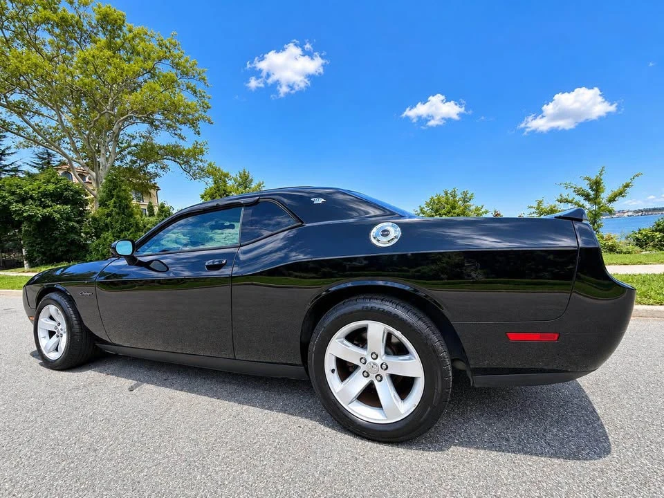 2012 Dodge Challenger 3rd Gen - Image 6 of 20