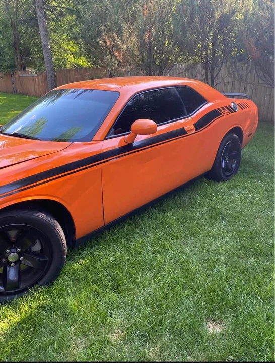 2012 Dodge Challenger 3rd Gen - Image 2 of 5