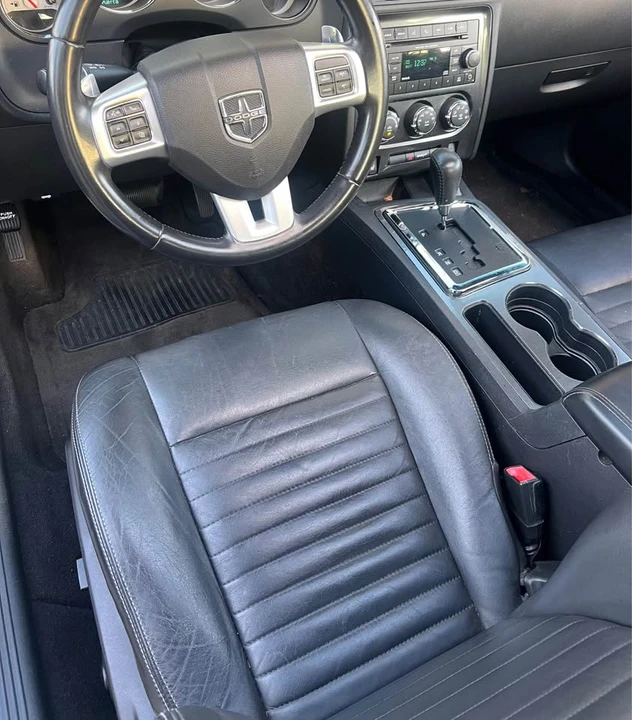 2012 Dodge Challenger 3rd Gen - Image 14 of 16