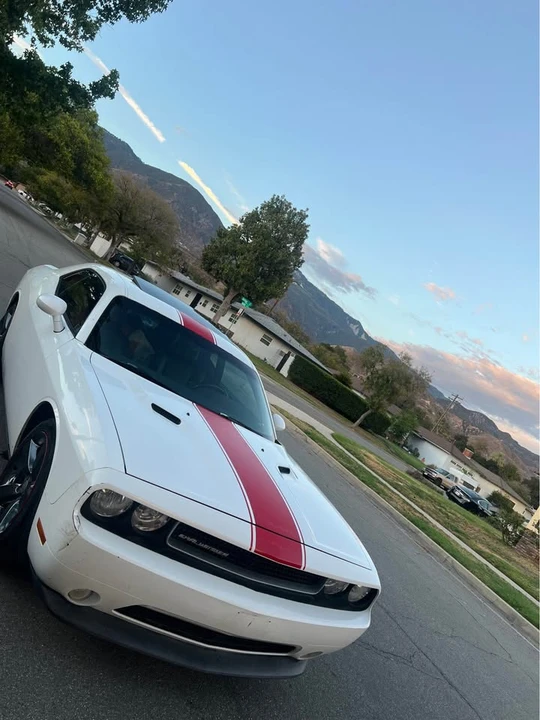 2012 Dodge Challenger 3rd Gen - Image 5 of 16