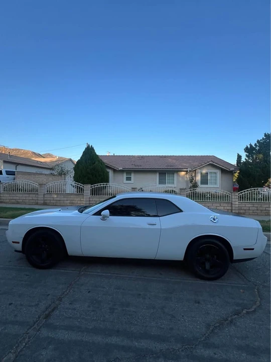2012 Dodge Challenger 3rd Gen - Image 8 of 11