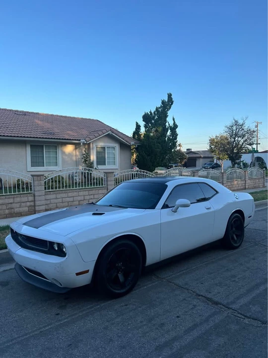 2012 Dodge Challenger 3rd Gen - Image 2 of 11