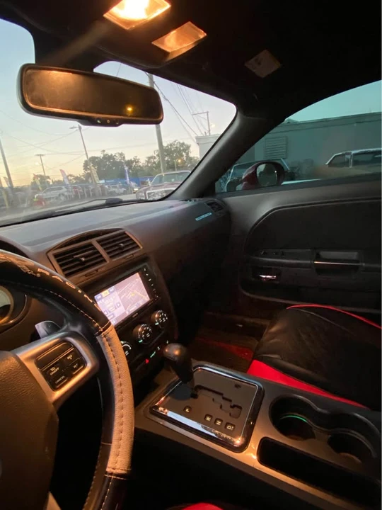 2012 Dodge Challenger 3rd Gen - Image 5 of 10