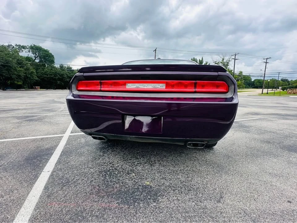 2012 Dodge Challenger 3rd Gen - Image 5 of 13