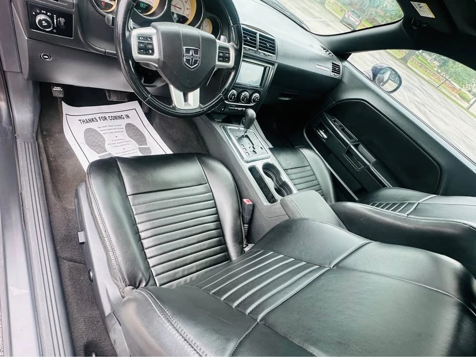 2012 Dodge Challenger 3rd Gen - Image 10 of 13