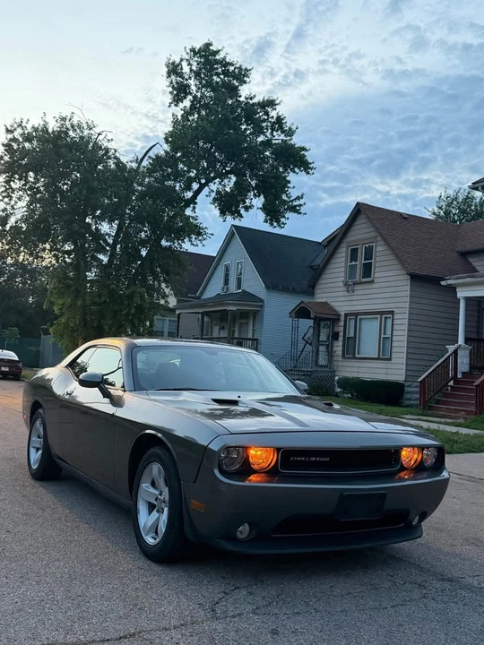 2012 Dodge Challenger 3rd Gen - Image 4 of 16