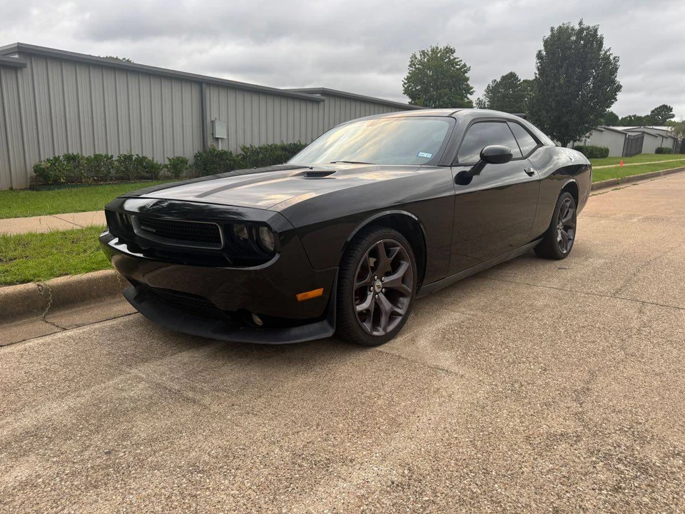 2012 Dodge Challenger 3rd Gen - Image 8 of 18