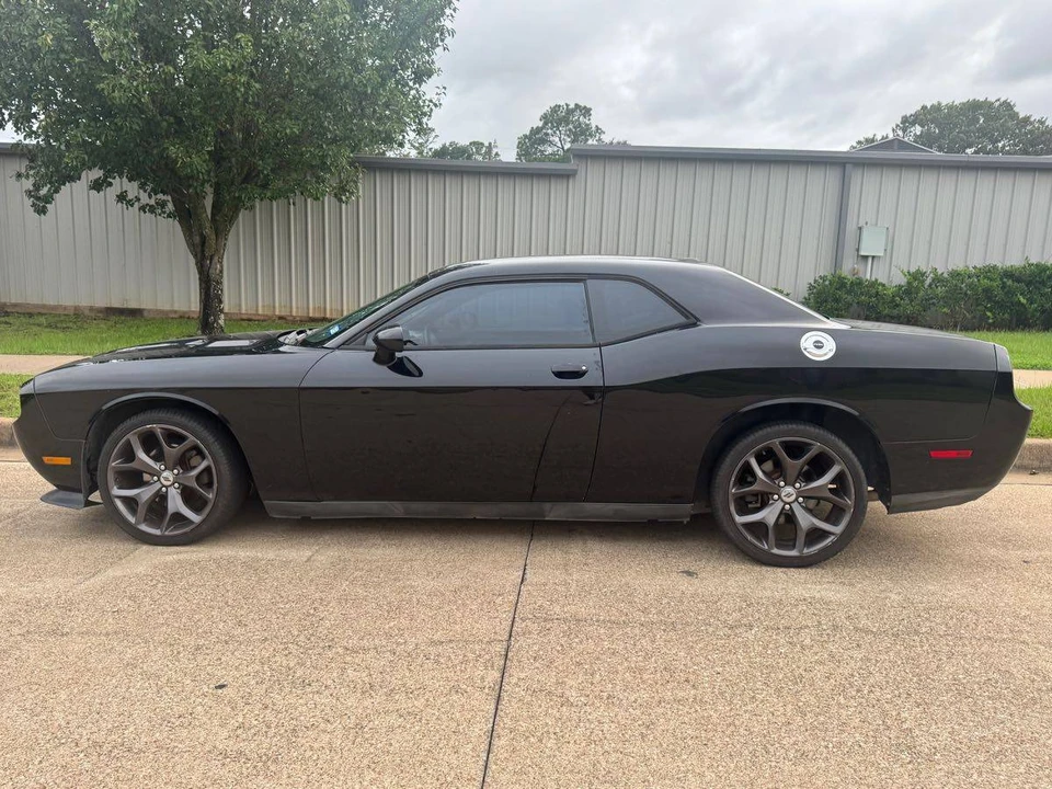 2012 Dodge Challenger 3rd Gen - Image 7 of 18