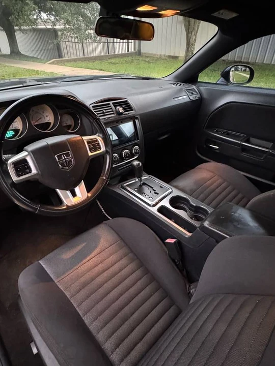 2012 Dodge Challenger 3rd Gen - Image 17 of 18