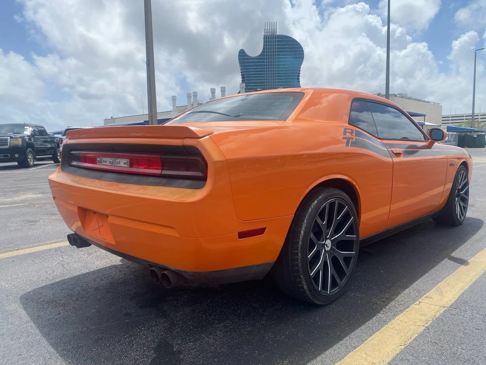 2012 Dodge Challenger 3rd Gen - Image 8 of 10