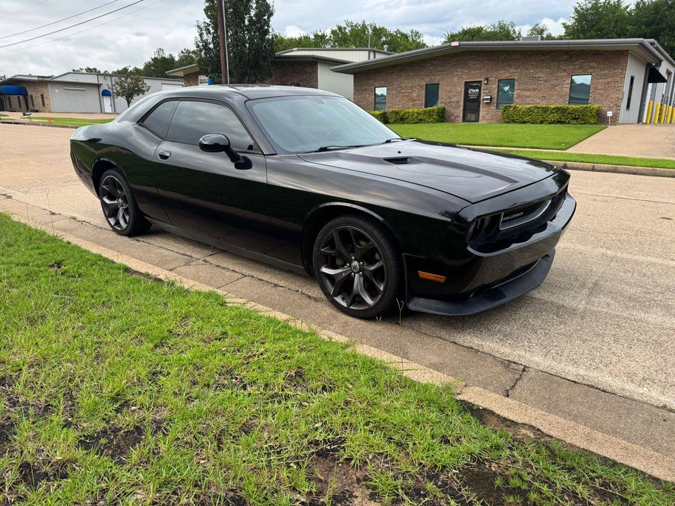 2012 Dodge Challenger 3rd Gen - Image 2 of 18