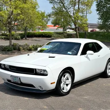2012 Dodge Challenger SXT Coupe