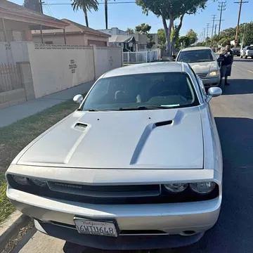 2012 Dodge Challenger SXT