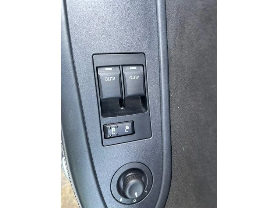 2012 Dodge Challenger 3rd Gen - Image 12 of 20